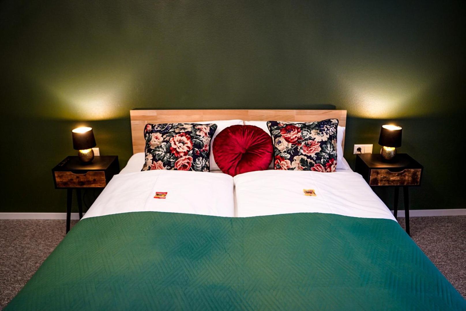 Hotel Residenz Luxury Apartments Metzingen  Buitenkant foto