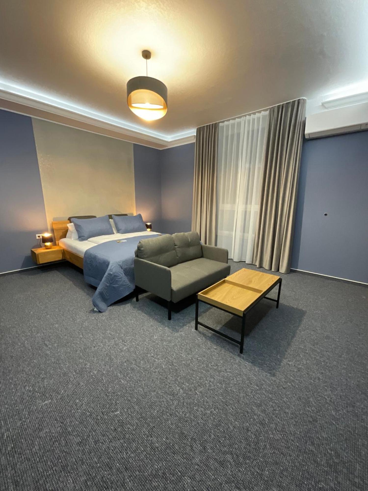 Hotel Residenz Luxury Apartments Metzingen  Buitenkant foto