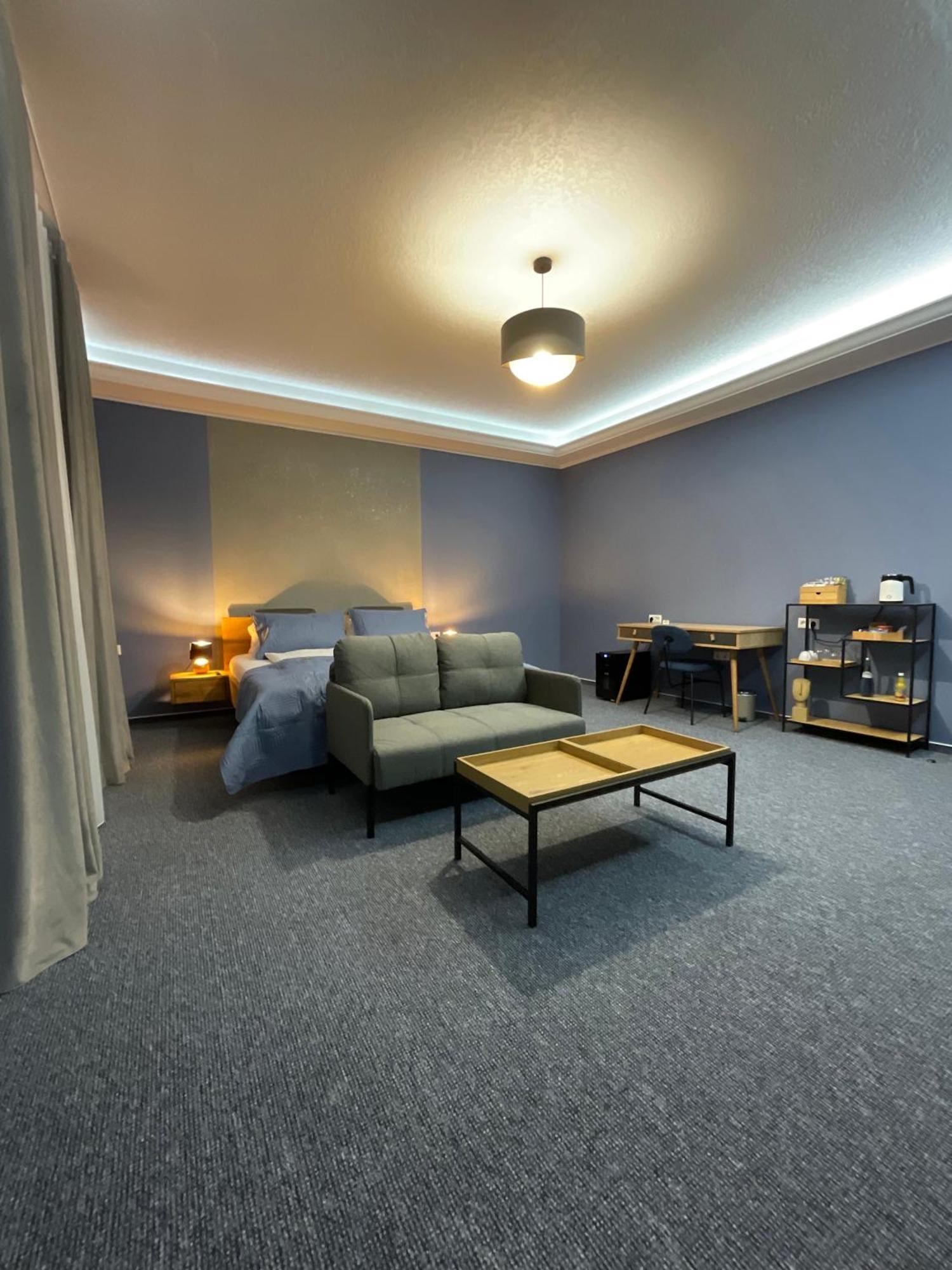 Hotel Residenz Luxury Apartments Metzingen  Buitenkant foto